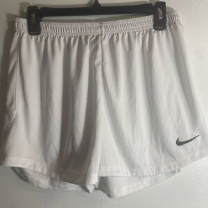 Nike White Athletic Shorts Lightweight Breathable Design
